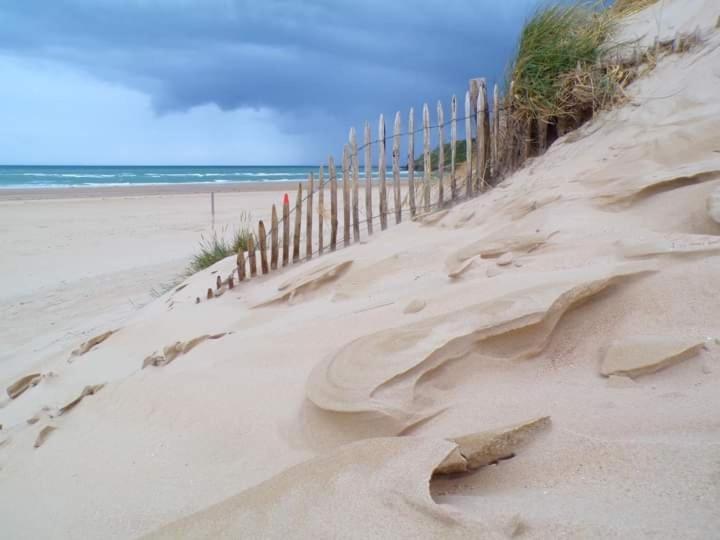Chez Marie Et Philippe - 1Km De La Plage Les Moitiers-d'Allonne المظهر الخارجي الصورة